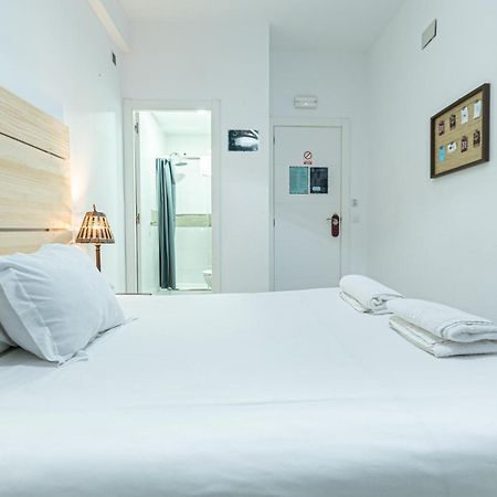 Easy Sants By Bossh! (Adults Only) Hostel Barcelona Exterior photo